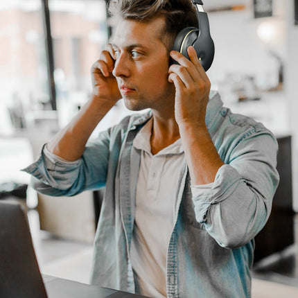 ANC noise-cancelling Bluetooth headset