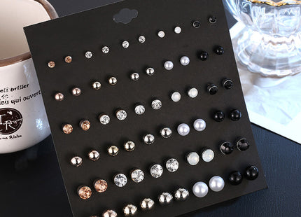 Fashion Size Pearl Diamond Crystal Set Earrings 30 Pairs Of Popular Earrings