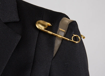 Hollowed-out pin coats