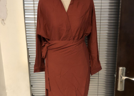 Irregular hip wrap dress