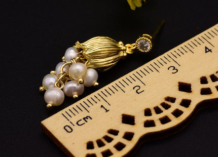 White Stud Earrings With Natural-shaped Pearls