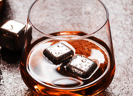 Glass whiskey glass