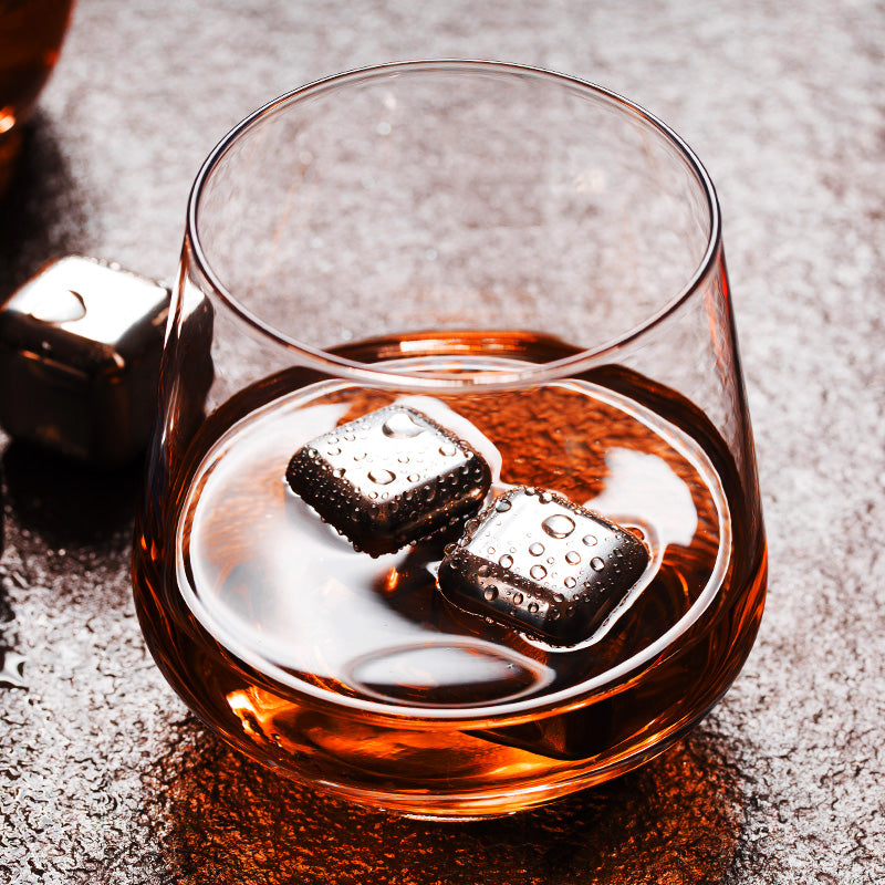 Glass whiskey glass