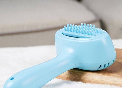 Cat hair cleaner combing cat to remove floating hair
