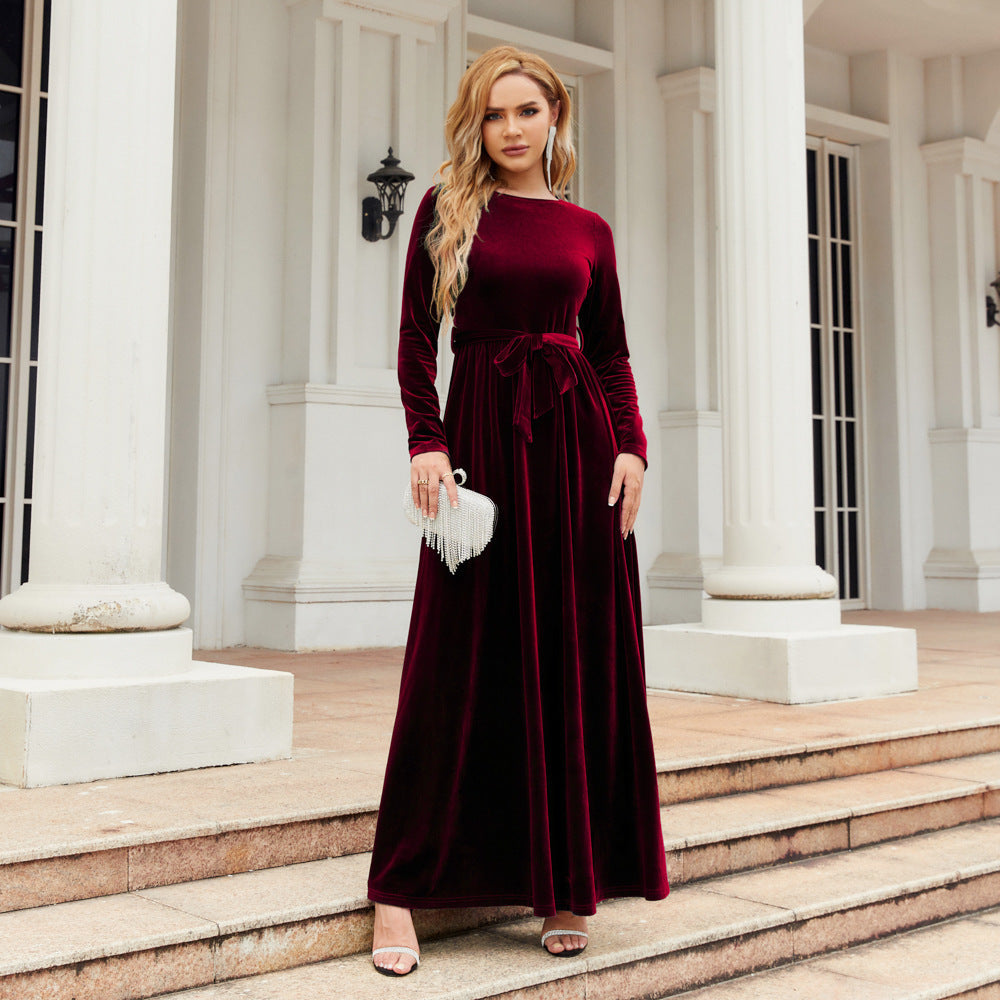 Vestido largo de mujer elegante y con estilo