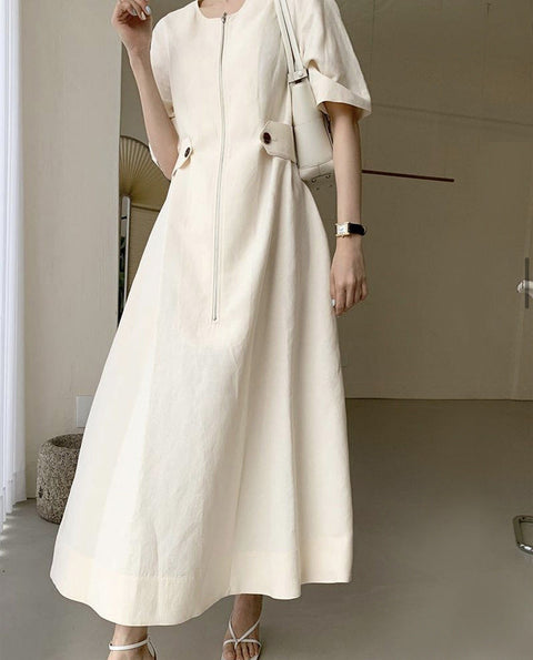 Vestido elegante con cintura ajustada