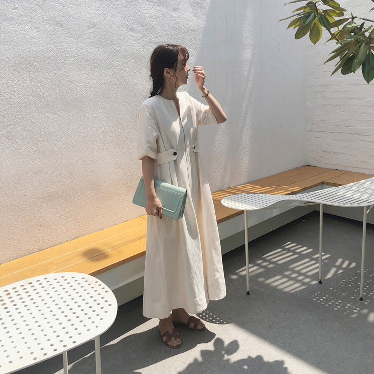 Vestido elegante con cintura ajustada