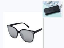 GM New Sunglasses Female Classic Black Net Red