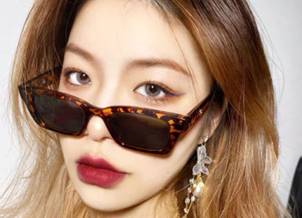Sunglasses Female Hollow Legs Anti-UV Glasses
