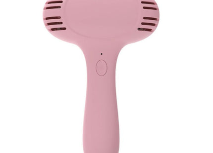 Cat hair cleaner combing cat to remove floating hair