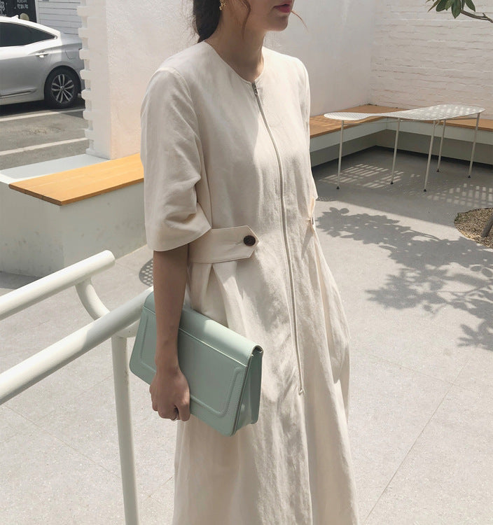 Vestido elegante con cintura ajustada